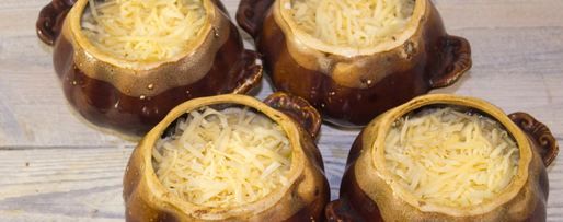 Шаг 19: жульена в горшочке с курицей и грибами