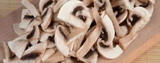 Шаг 1: жульена в съедобных кокотницах