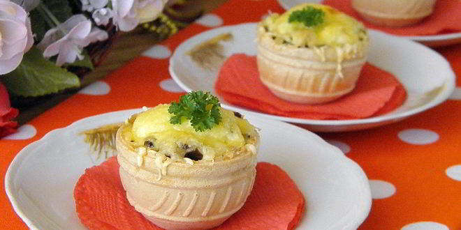 Рецепт жульена в тарталетках с грибами и курицей